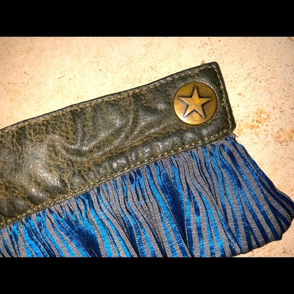 NWT Dress/Skirt combo comes with collar in the colour BLUE - Picture 12 of 16